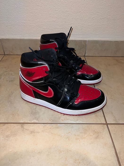 Air Jordan 1 High Patent Red
