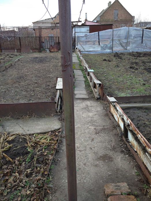 дом , запорожье , рядом все.