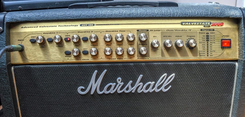 Marshall AVT100 VALVESTATE 2000 комбо гитарный усилитель, 100 Вт