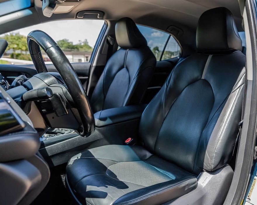 Toyota Camry XLE      2020