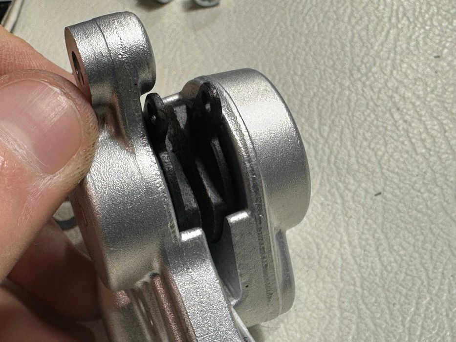 Magura 75 – zacisk hamulcowy B77 tył (srebrny)