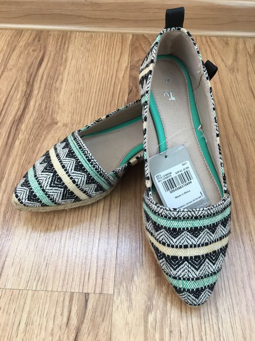 Еспадрильї, балетки р.4(37) Нові