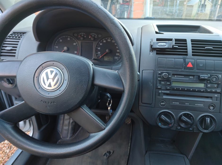 Volkswagen Polo 1.4 TDI comercial