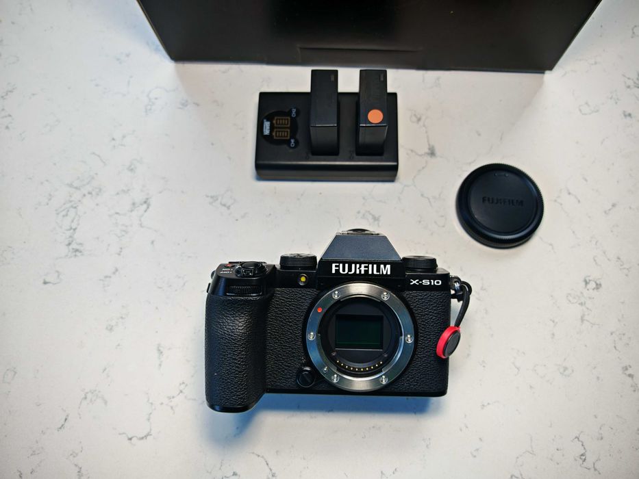 Aparat Fujifilm X-S10