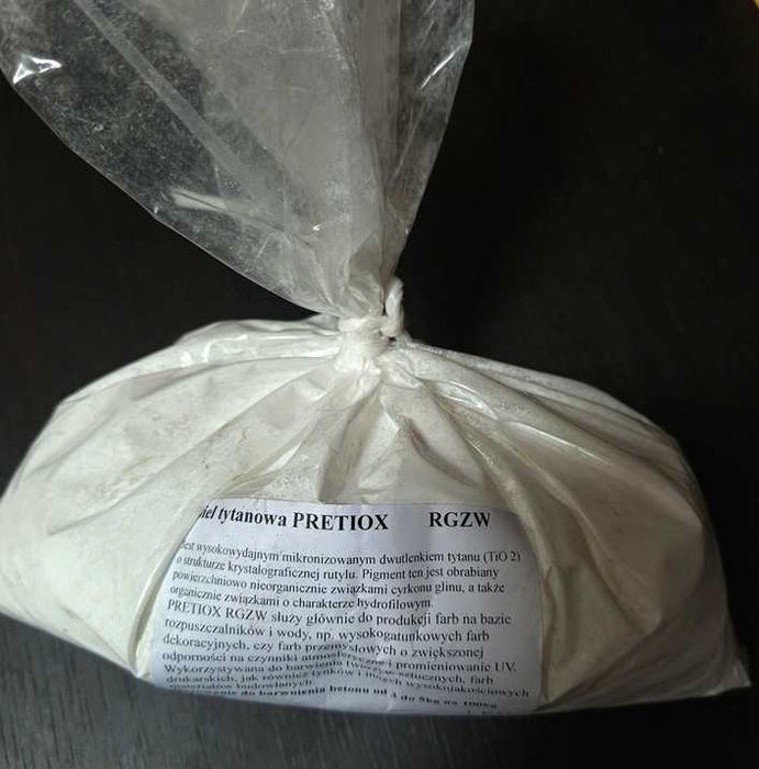 Pigment biały do betonu BIEL TYTANOWA RGZW 2kg