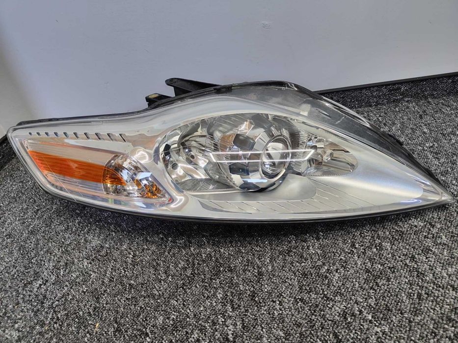 Reflektor Xenon Ford Mondeo MK4 przed lift zregenerowany prawy