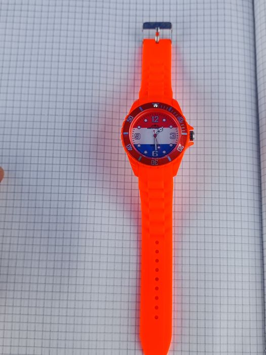 Годинник commodoor кварцовий