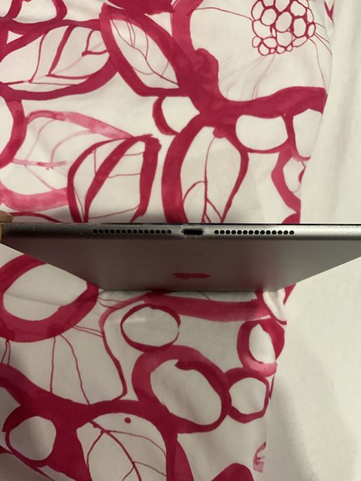Tablet Ipad air 2 używany