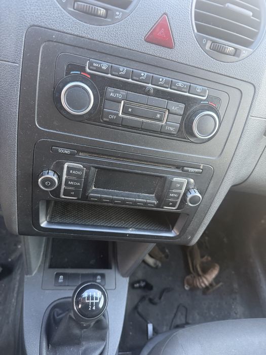 Vw caddy vendo ou troco