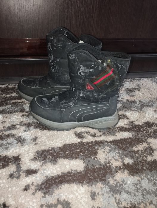 Зимові дутіки на хлопчика