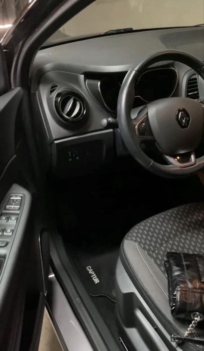 Renault Captur — fotografia 6