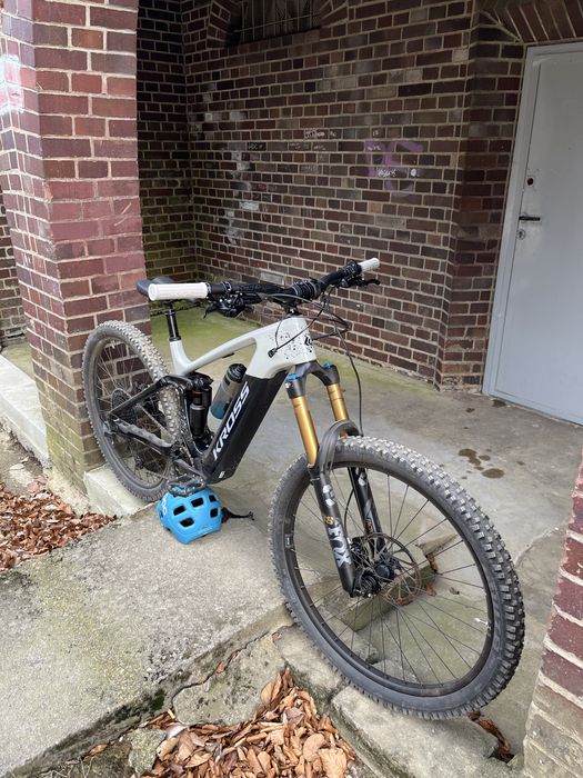 Rower elektryczny full Kross Moon Boost 1.0 L fox carbon enduro emtb