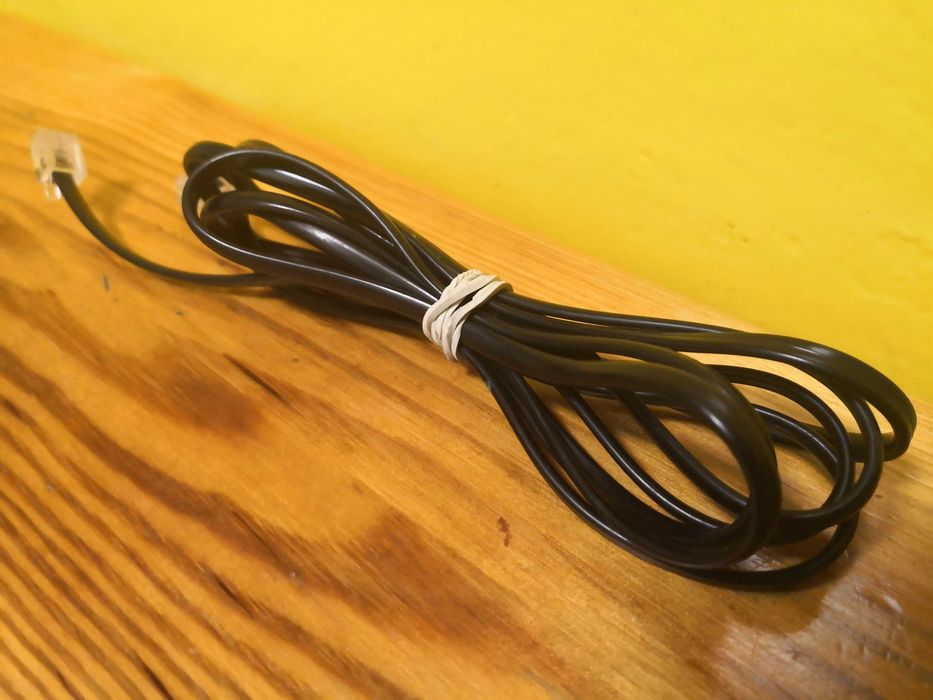 Oddam przewód telefoniczny 1,85m RJ11