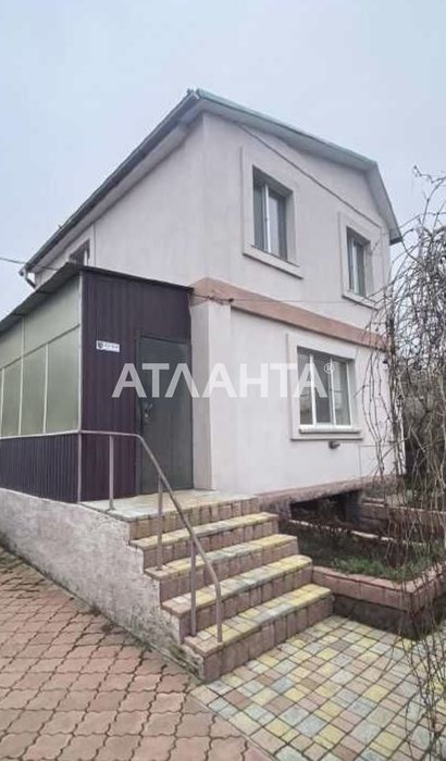 Дом в Кошарах с ремонтом и документами