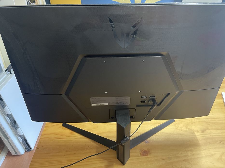 Monitor LG 27” gaming