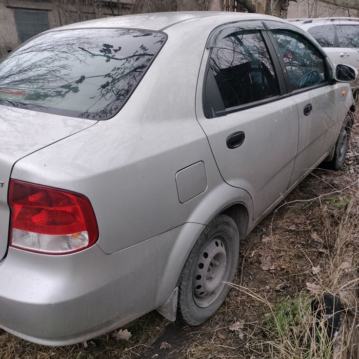 Chevrolet aveo  2005