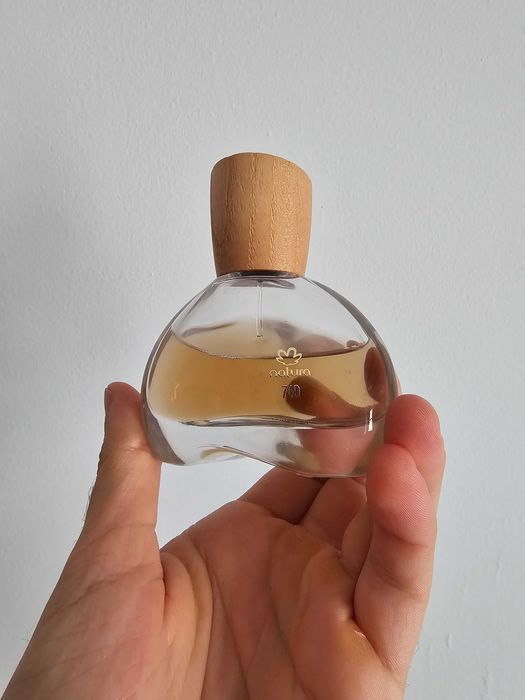 Perfume Natura 740 - Sândalo e Breu Branco