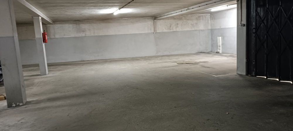 Venda lugar de garagem