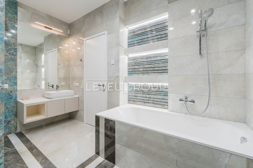 Романков, новый дом в 1 уровень с бассейном! Козинское ОТГ