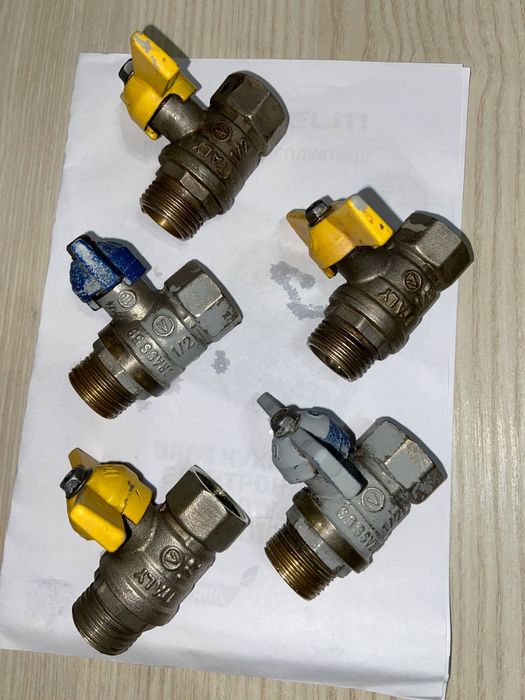 Краны шаровые  1/2 дюйма 5шт - 300 грн