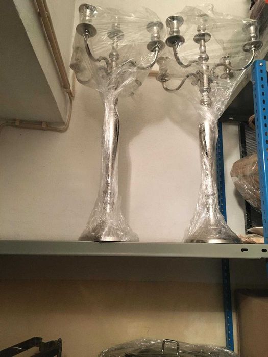 2 Castiçais em perfeito estado