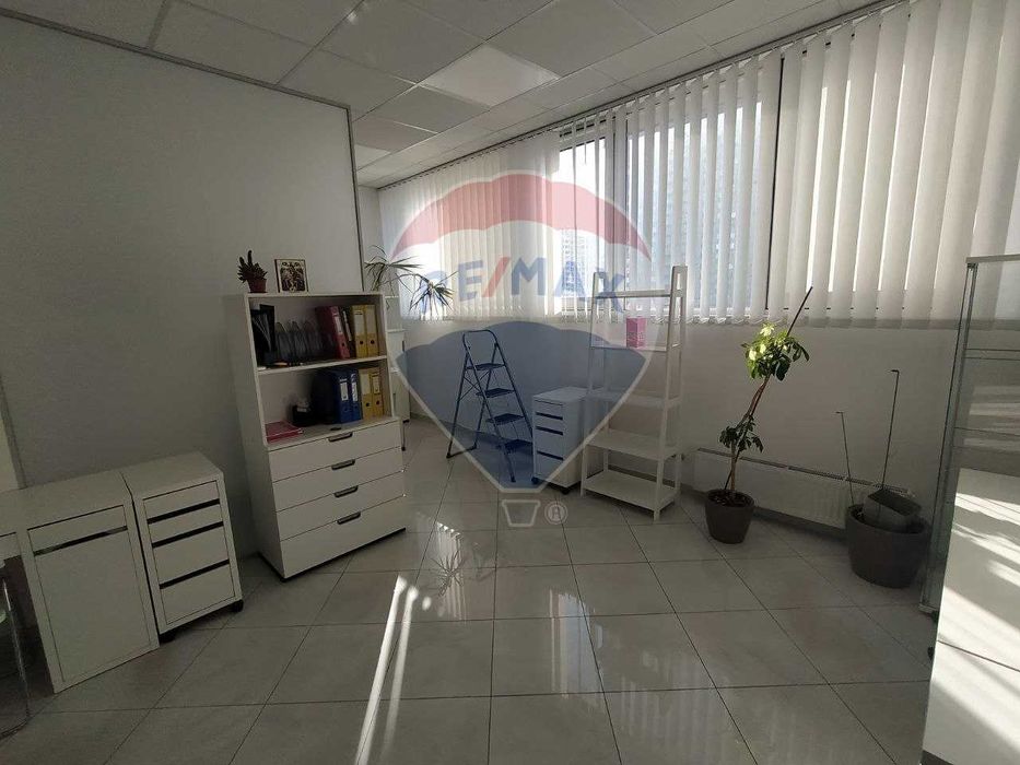 Оренда приміщення 129,1м2 вул. О. Мишуги буд.10 БЦ Паралель м. Позняки