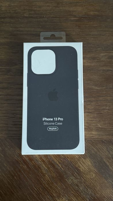 Etui do iPhone 13 Pro Max z MagSafe silicone