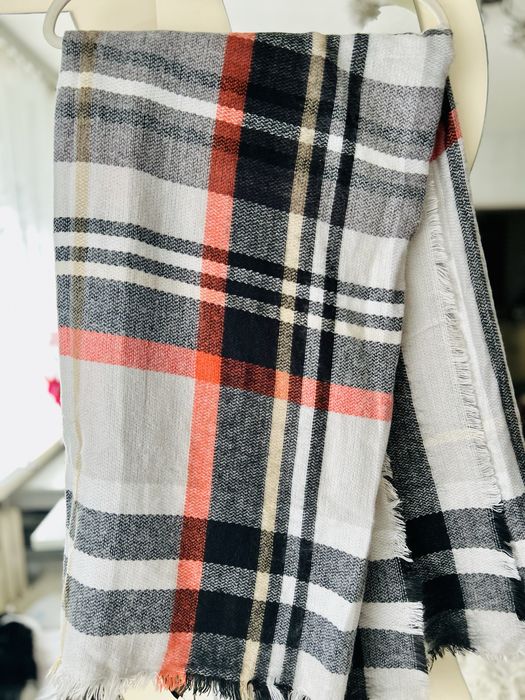 Wielki ciepły szal chusta ZARA w szkocką krate
