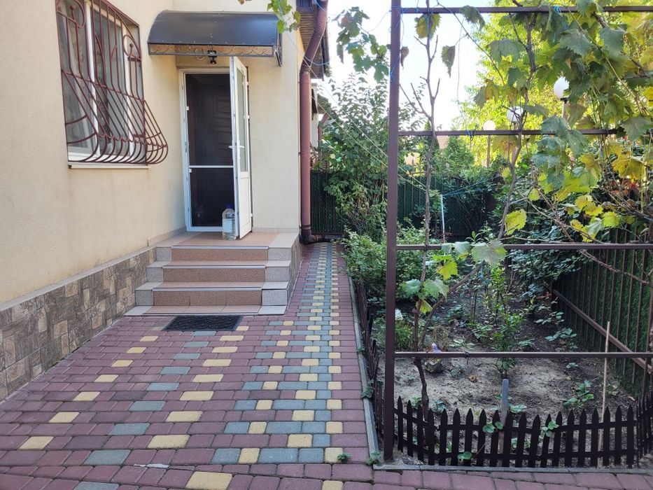 Душевный таунхаус в Лесках в районе Заболотного со всеми документами