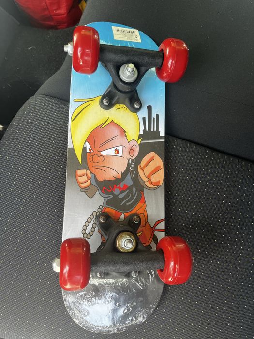 Skate criança NOVO
