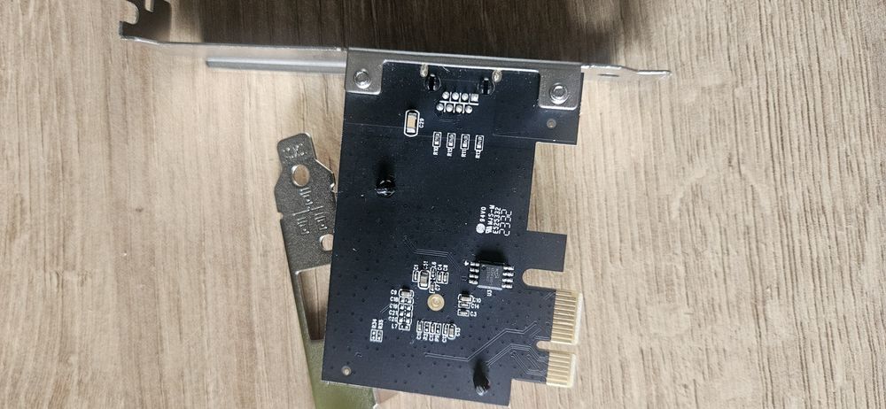Karta sieciowa wewnętrzna PCIe 2.5G Gigabit Ethernet RJ45 + kabel LAN