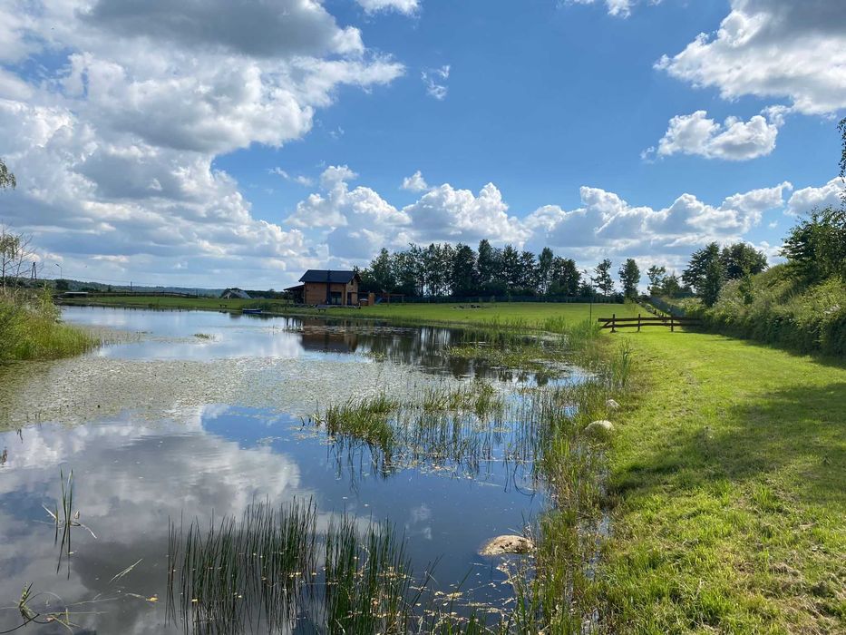 Domek letniskowy klimatyzowany nad stawem