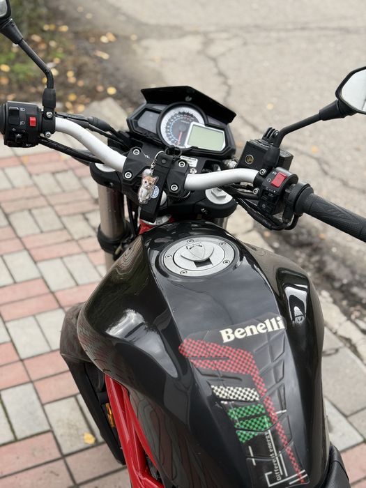 Мотоцикл geon benelli tnt300