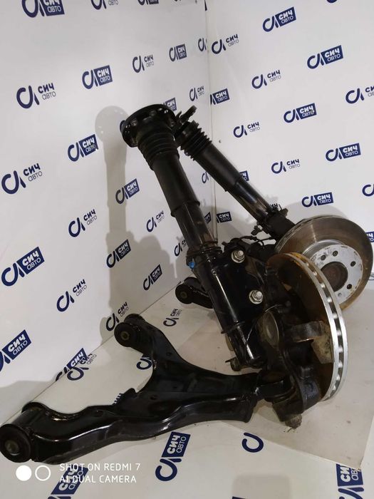 Ступица Спринтер 906 поворотный кулак Sprinter 906 цапфа Крафтер перед