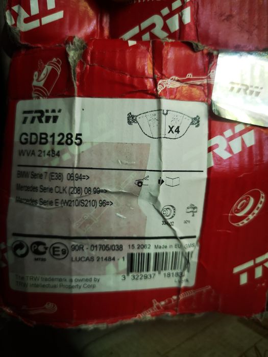 Колодки дискові гальмівні TRW, комплект GDB1285
