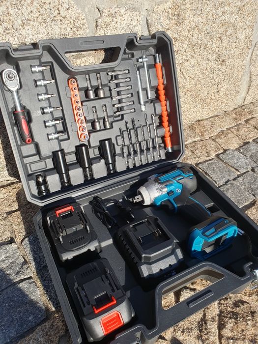 Chave de Impacto / Pistola Pneumática a Bateria MALA COMPLETA (Nova)