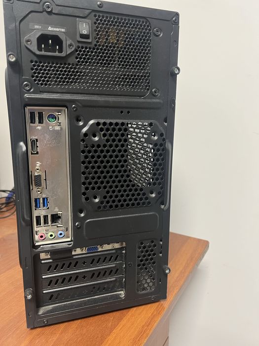 Системний блок Intel Core i5-10400 / 16GB / NVMe / GeForce GT 730