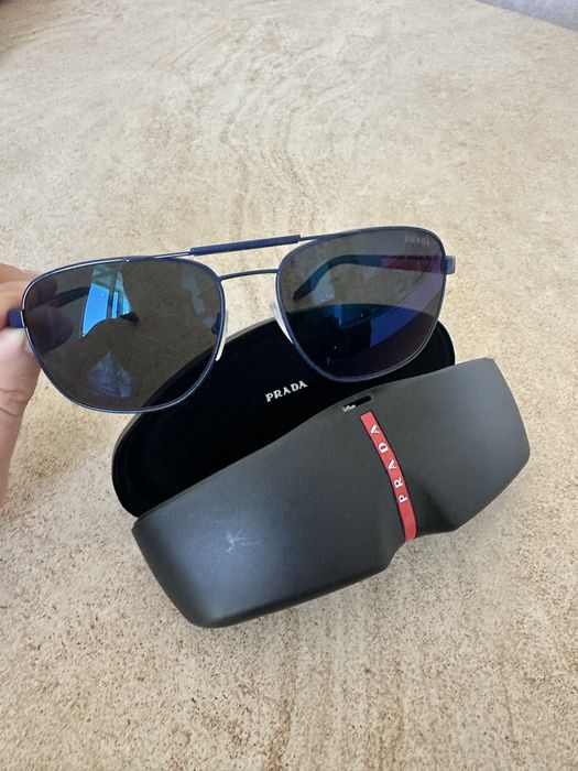 Очки “Prada SPS 53X” в полной комплектации: кейс, микрофибра.
