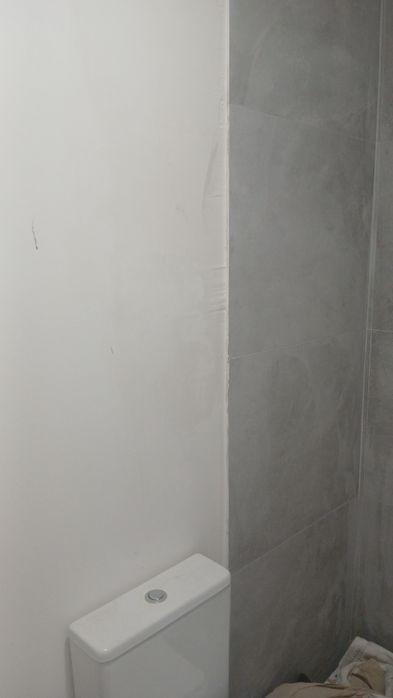 Trabalho de pintura e barramento