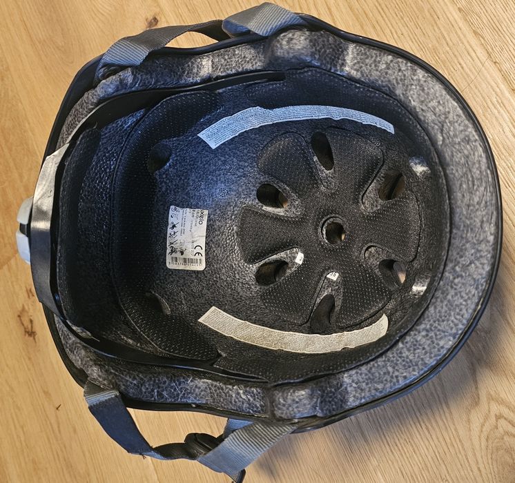 Kask sportowy oxelo