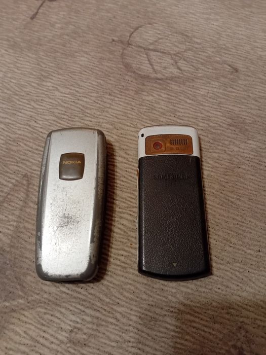 Мобільні телефони на запчастини
