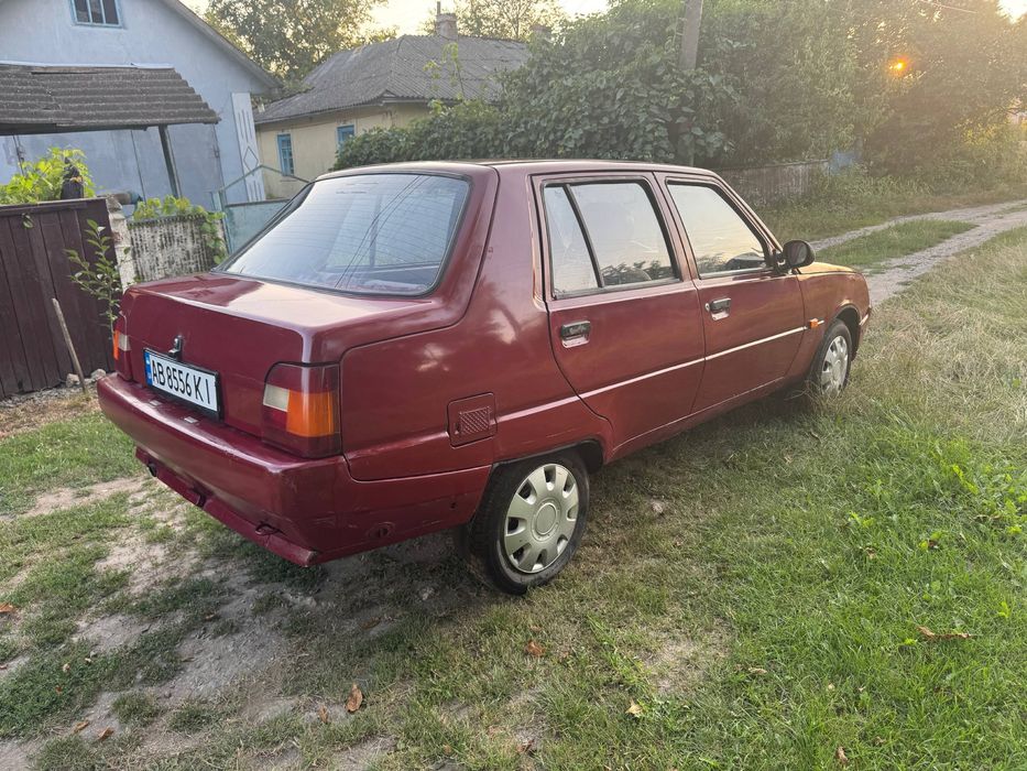 ЗАЗ 1103, славута, в гарному стані, Газ-бензин