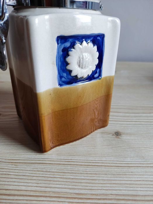 Pojemnik ceramiczny zamykany brązowo kremowy z PRL