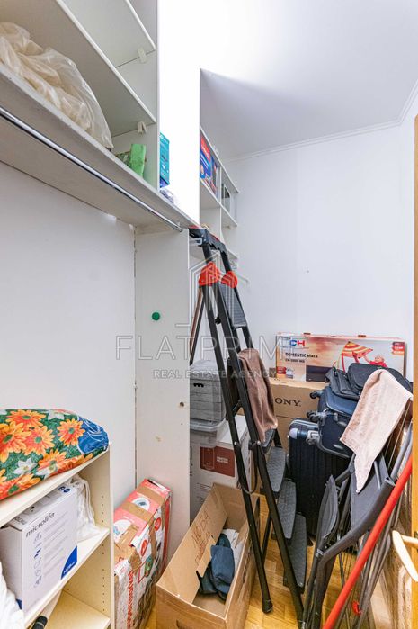 Без% Продаж 3-х кімнатної квартири, 135 м2, вул. Назарівська, 9