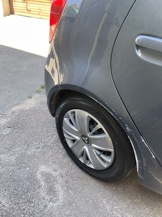 Продам Mitsubishi Colt 1.3 бензин, механика 2010 года