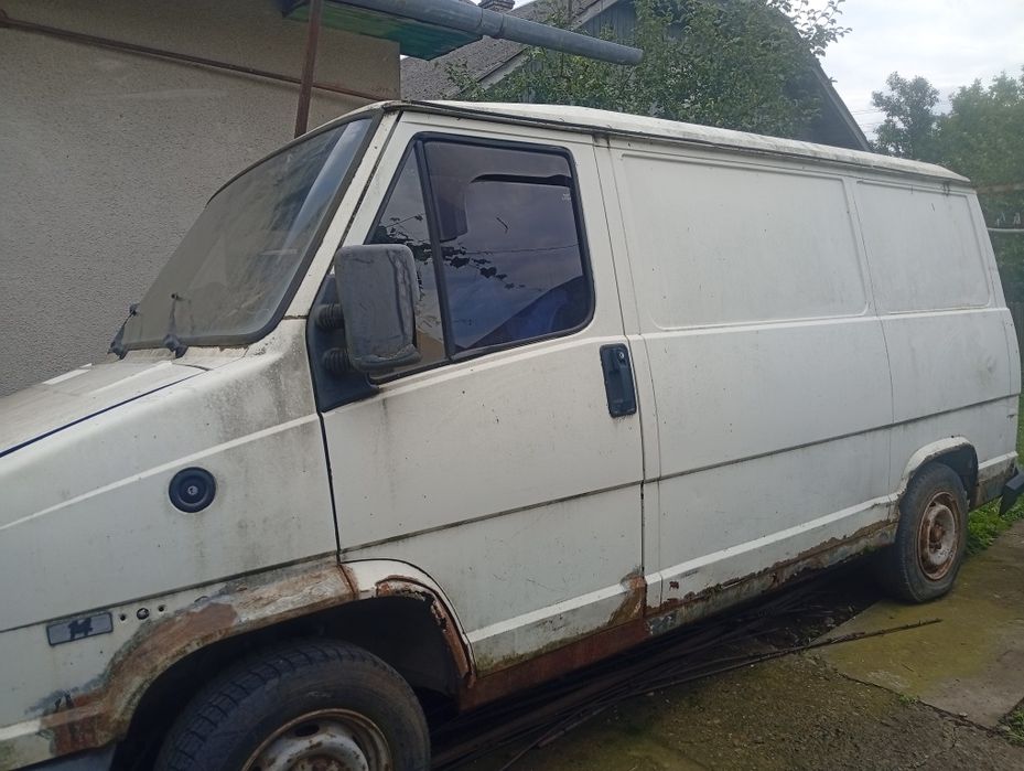 Peugeot j5 2.5дизель