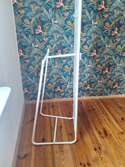 Lustro stojące IKEA KNAPPER białe – bardzo dobry stan