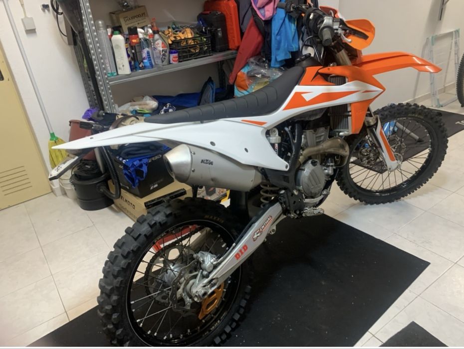 Ktm sxf 350 de 2019 com matrícula