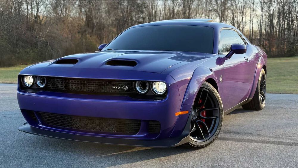 Dodge Challenger SRT Hellcat      2019