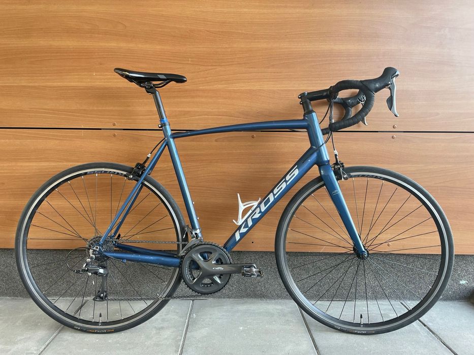 Rower Kross Vento 2.0 wraz z trenazerem Tacx Boost Garmin